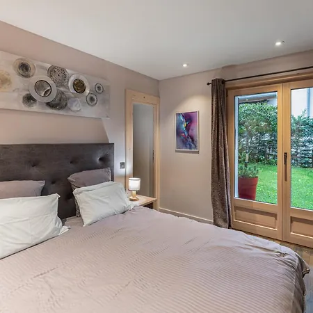 100m² Centre Megeve, 3 En Suites, Parking, Jardin - Fr-1-569-168 * Megeve