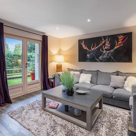 100m² Centre Megeve, 3 En Suites, Parking, Jardin - Fr-1-569-168
